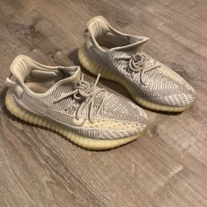 Yeezy size 10.5